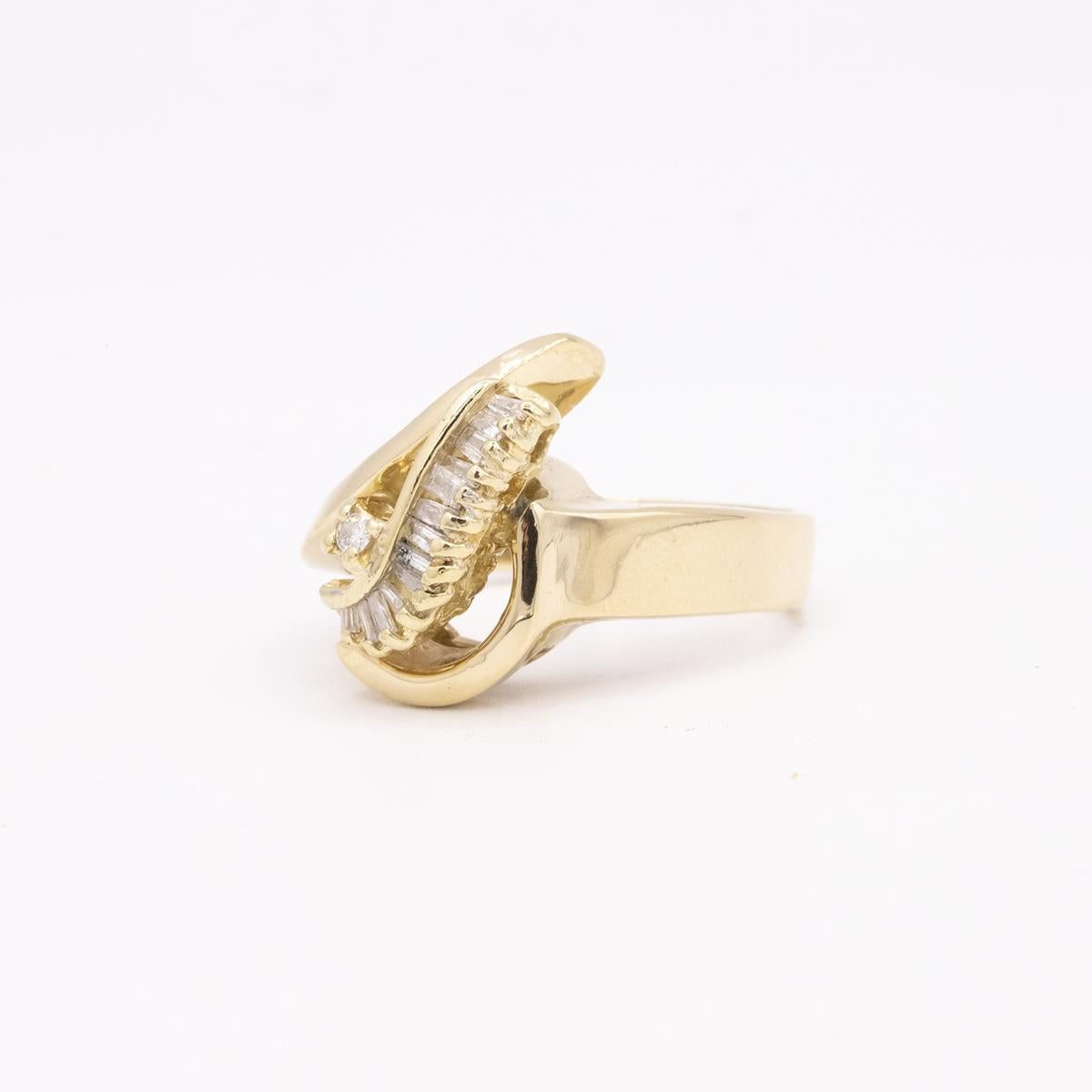 14KT Gold Diamond Fashion Ring