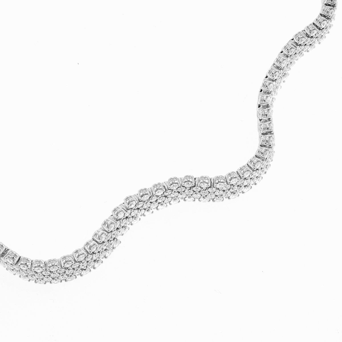 18Kt Diamond Ribbon Necklace